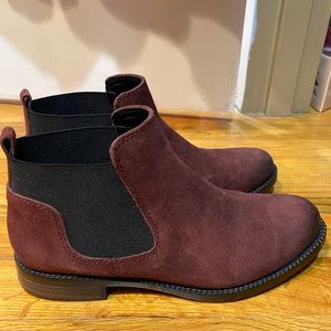 Burgundy ankle boots 🥾